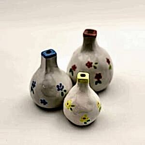 Çiçekli Üçlü Biblo Vazo